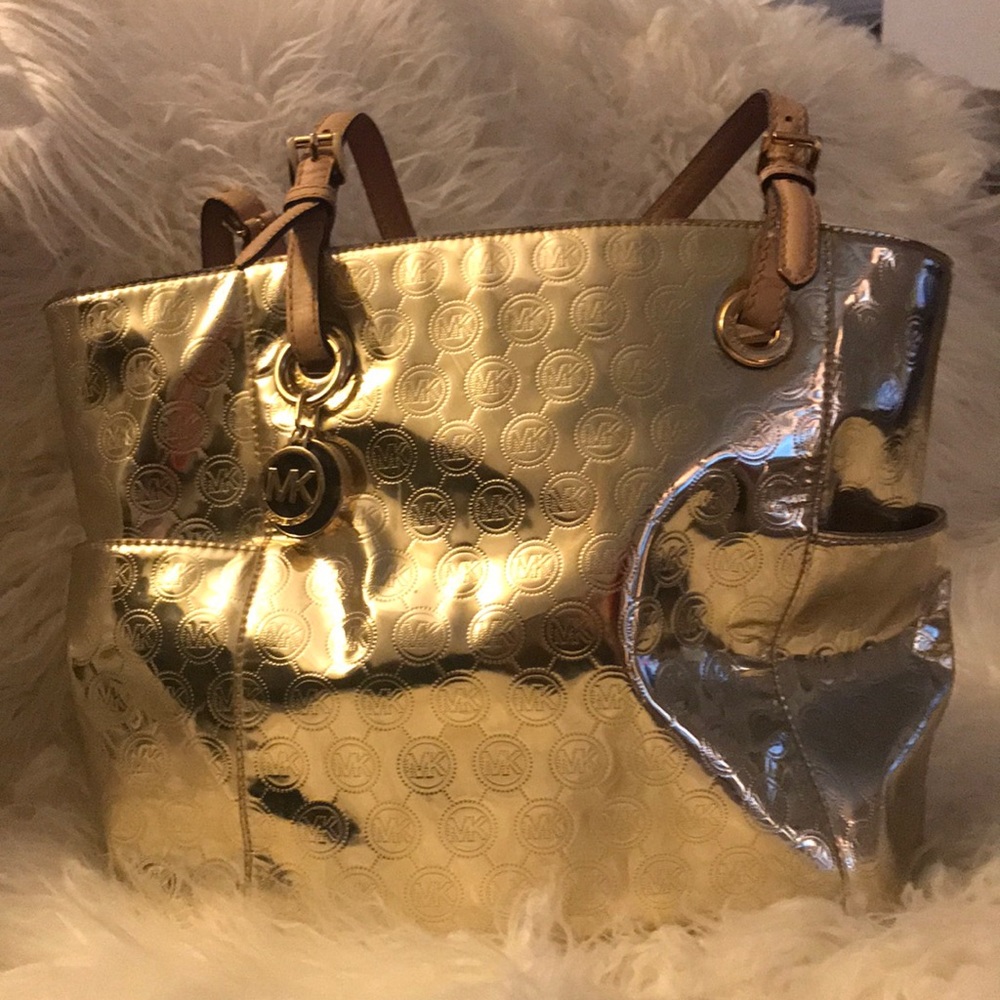 Gold Michael Kors purse! MK Keychain not included